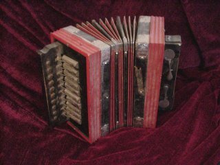John first accordion, a Honher